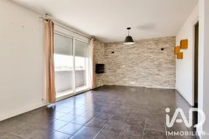 Apartment in Niort (79000)