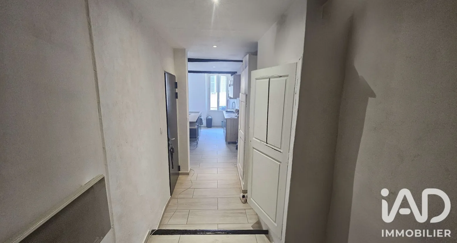 Vente appartement à Saint-Maximin-la-Sainte-Baume (83470) : duplex 2 pièces 56 m² - 2058743 — 3