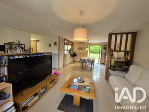 Detached house in Lizy-sur-Ourcq (77440)