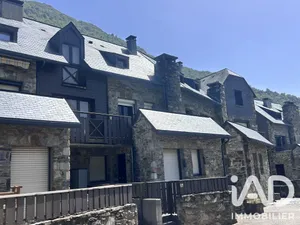 Appartement à Esquièze-Sère (65120)