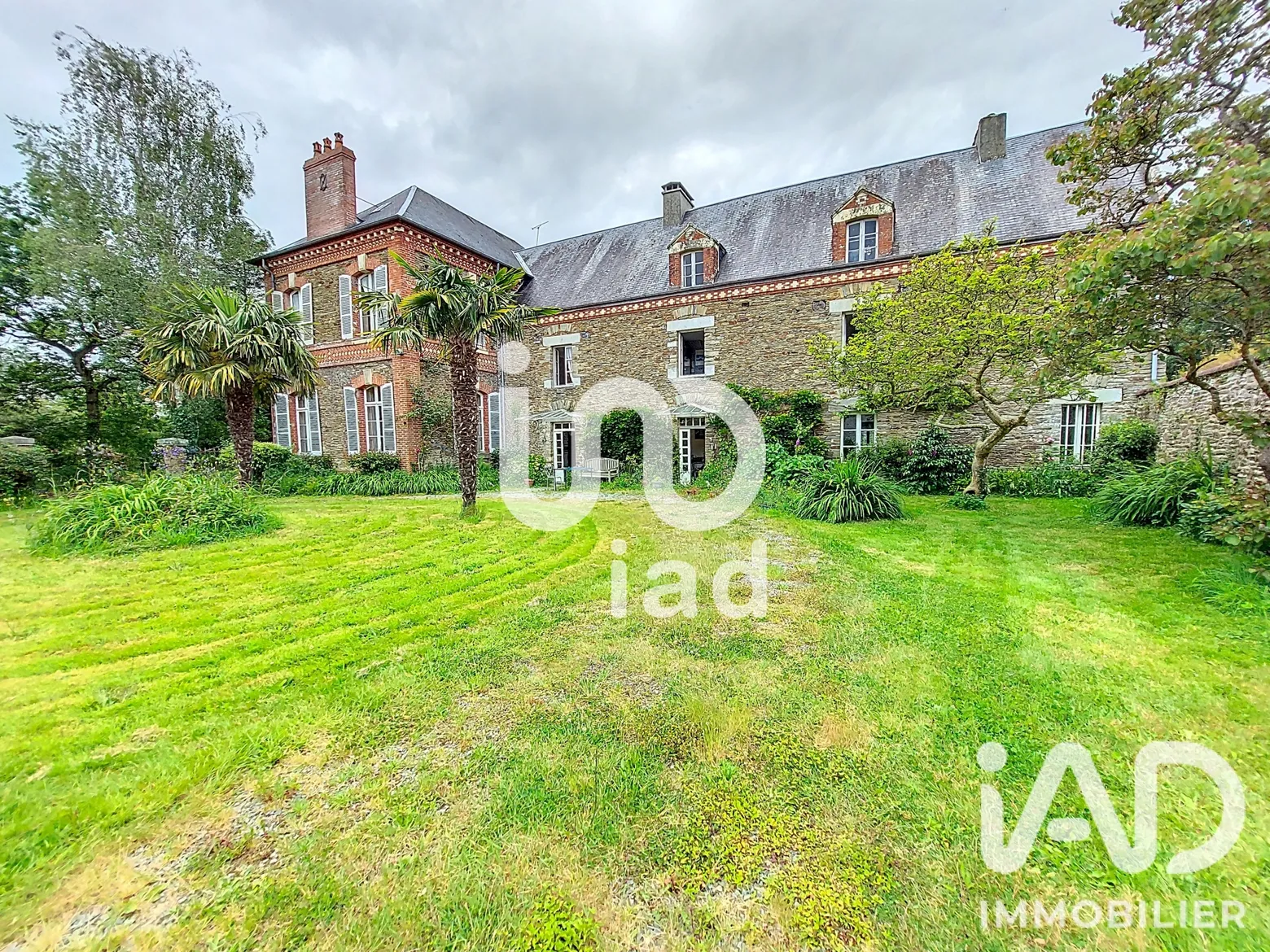Vente maison à Bourgvallées (50750) : maison 8 pièces 342 m² - 2062094 — 2