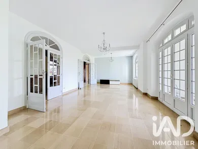 Architectural house in Chartres (28000)