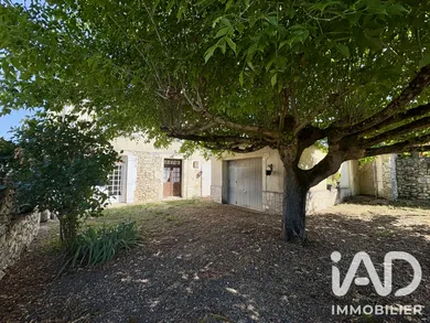 Maison de village à Saint-André-et-Appelles (33220)
