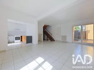 Townhouse in Bréhal (50290)
