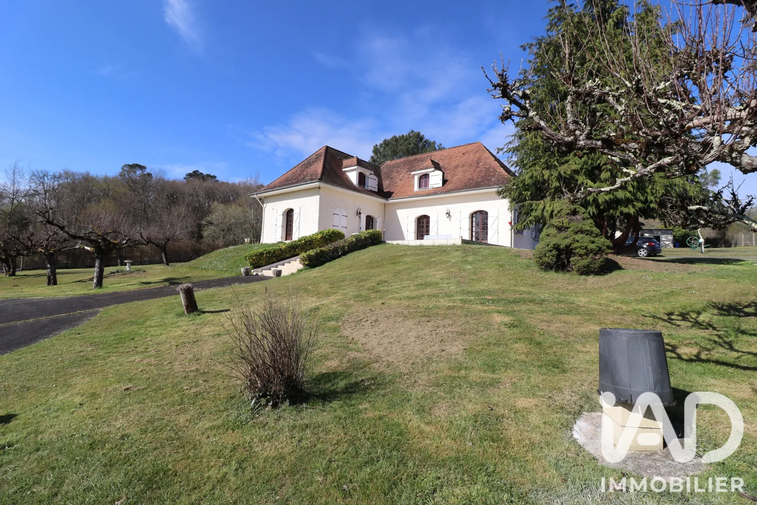 Vente maison à Pompignac (33370) : maison traditionnelle 6 pièces 210 m² - 2058489 — 3