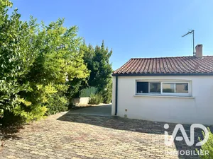 Maison à Nézignan-l'Évêque (34120)