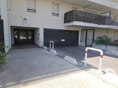 Parking à Marseille (13009)