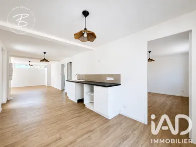 Appartement à Pierrefeu-du-Var (83390)