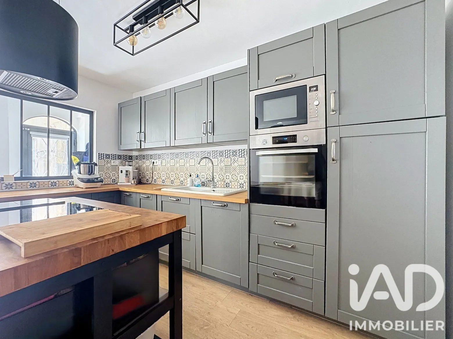Vente maison à Fabrezan (11200) : maison de village 8 pièces 170 m² - 2058972 — 2