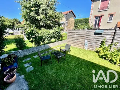 Maison à Villeneuve-le-Roi (94290)