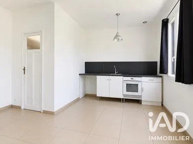 Apartment in Toulon (83000)