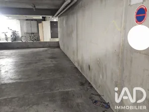 Parking in Marseille (13009)