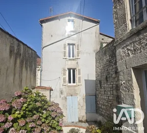 Maison de ville à Fontenay-le-Comte (85200)