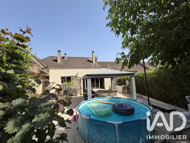 Maison à Villeneuve-la-Guyard (89340)