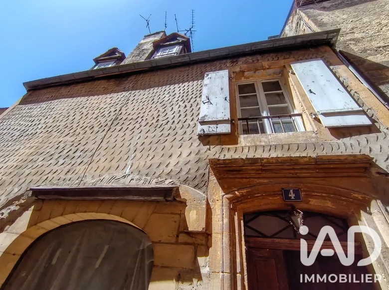 Maison 5 pièces 140 m² · à Sarlat-la-Canéda · 140 m² · 149 000 €