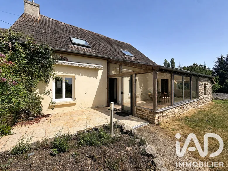 Maison 6 pièces 153 m² · à Plouguenast · 153 m² · 167 000 €