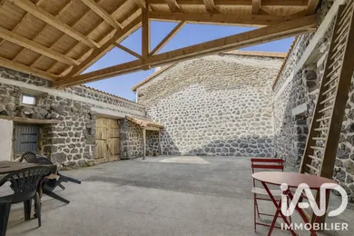 Maison de village à Cayres (43510)