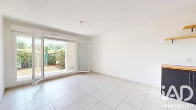 Apartment in Blanquefort (33290)