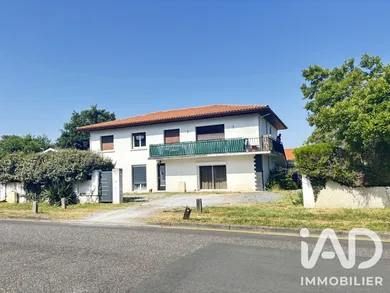 Apartment in Biscarrosse (40600)