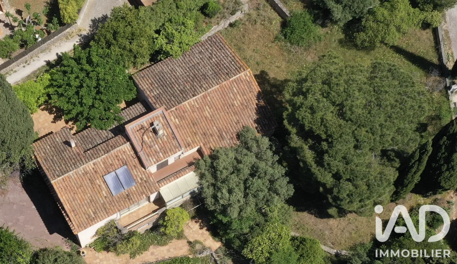 Vente maison à Carqueiranne (83320) : maison traditionnelle 5 pièces 237 m² - 1936664 — 3