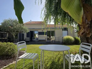 Maison à Coëx (85220)