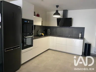 Appartement à Fontenay-Trésigny (77610)