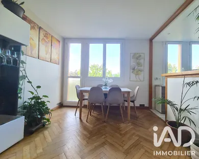 Appartement à Noisy-le-Grand (93160)