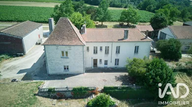 Domaine à Gageac-et-Rouillac (24240)