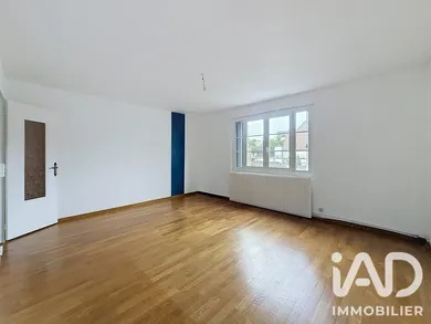 Apartment in Tournan-en-Brie (77220)