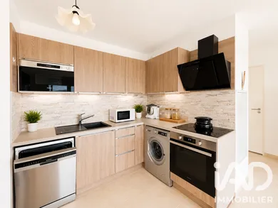 Appartement à Hyères-les-Palmiers (83400)