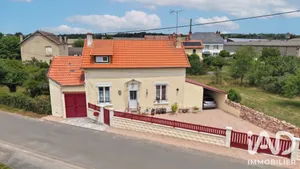Maison à Vallon-en-Sully (03190)