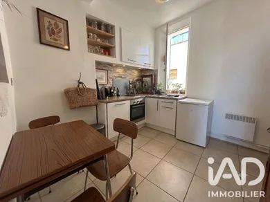 Appartement à Hyères (83400)