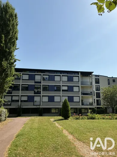 Apartment in Louveciennes (78430)