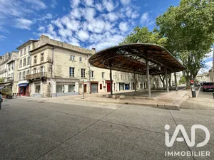 Building in Avignon (84000)