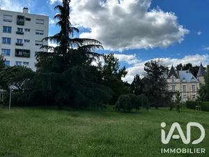 Apartment in Écully (69130)