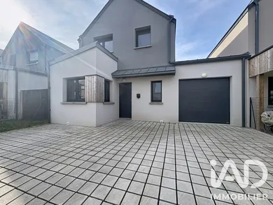 House in La Gouesnière (35350)