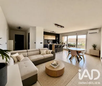 Apartment in Cessy (01170)