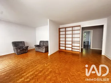 Apartment in Antony (92160)