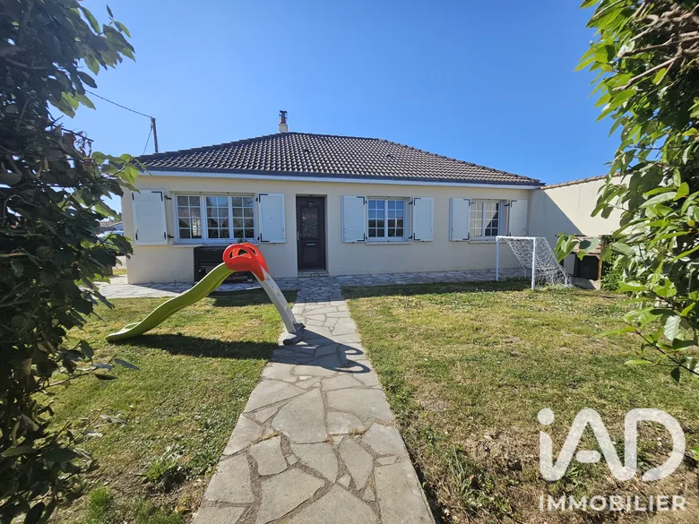 Maison 5 pièces 90 m² · à Saint-Philbert-de-Grand-Lieu · 90 m² · 249 900 €