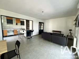 Apartment in Saint-Priest-en-Jarez (42270)
