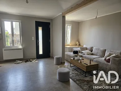 Maison de village à Babœuf (60400)