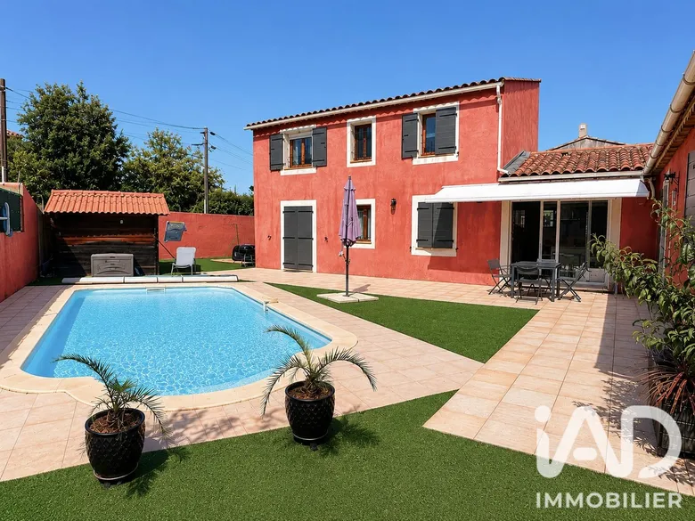 Maison 8 pièces 186 m² · à Saint-Maximin-la-Sainte-Baume · 186 m² · 583 000 €