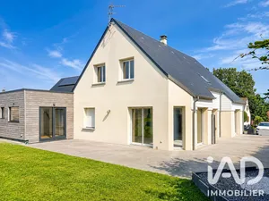 Maison traditionnelle à Jullouville (50610)