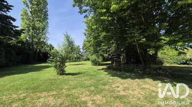 Terrain à bâtir à Buchères (10800)