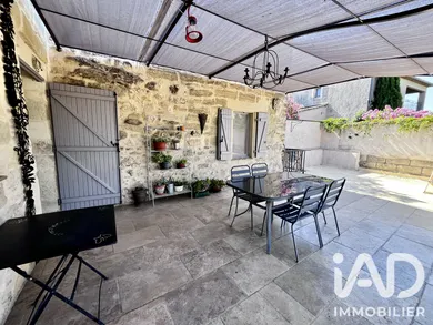 Maison de village à Sanilhac-Sagriès (30700)