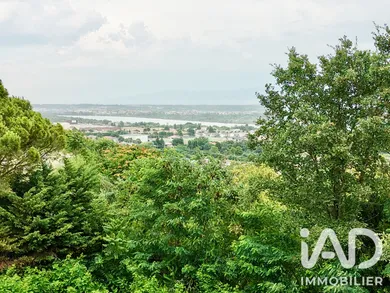 Building plot in Saint-Georges-les-Bains (07800)