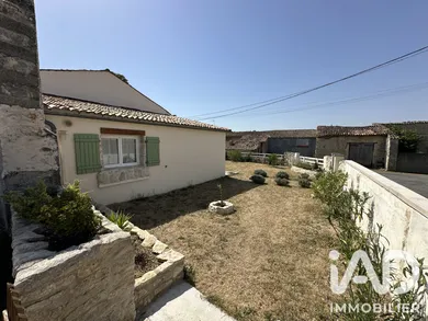House in Paizay-le-Chapt (79170)