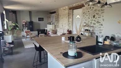 Apartment in Avignon (84140)
