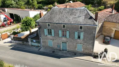 Maison de ville à Charroux (86250)