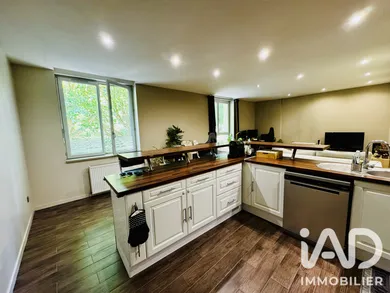 Apartment in Vienne (38200)